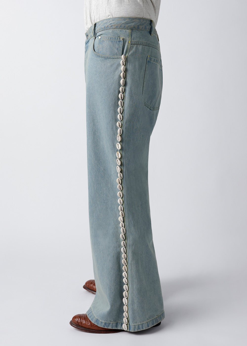 Light Wash Cowrie Trim Wide-Leg Denim